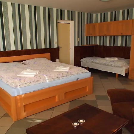 Apartment Pod Kozakovem Tatobity