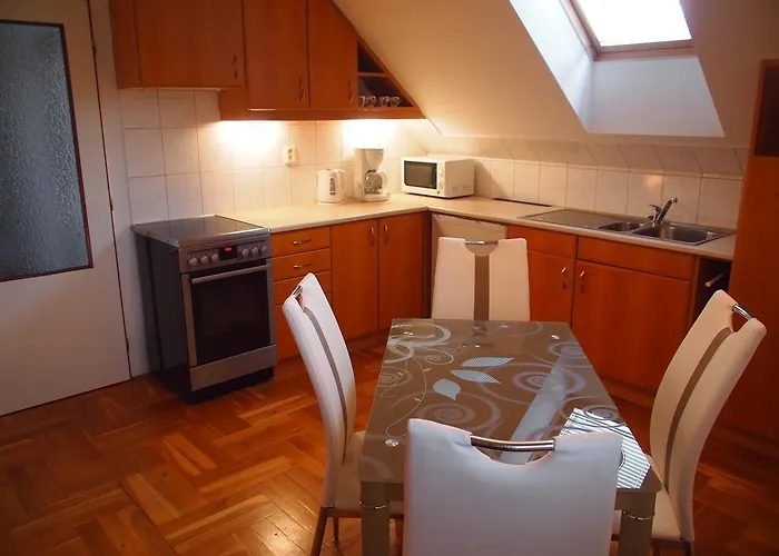 Pod Kozakovem Apartment *